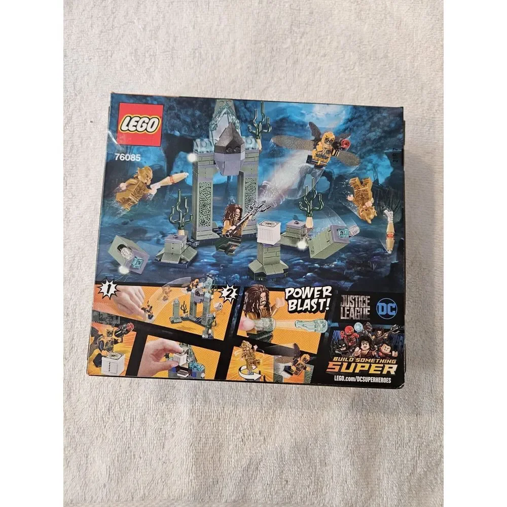 LEGO DC Comics Super Heroes: Battle of Atlantis (76085)‎